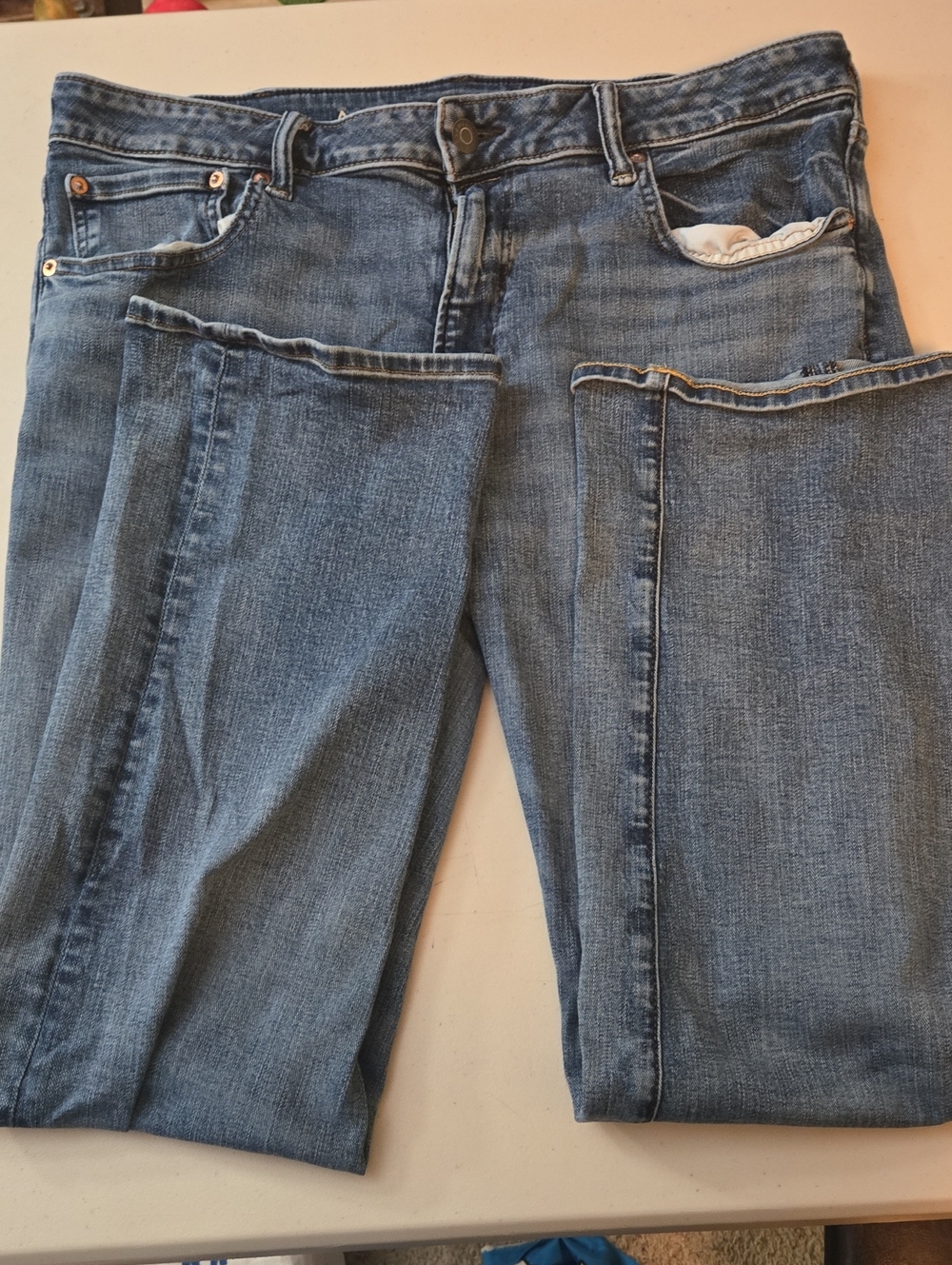 American Eagle Airflex+ Original Bootcut Jeans Mens 38x32 Medium Wash